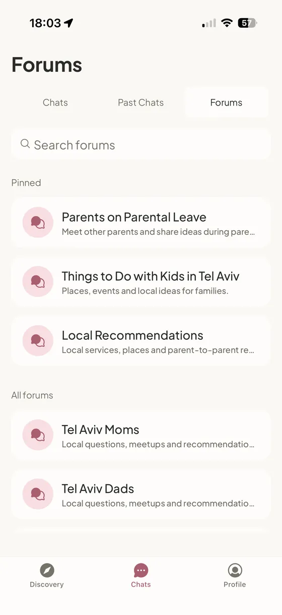 The NestUp app showing community forums for parents in Tel Aviv.